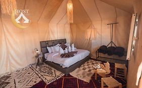 Host Luxury Camp